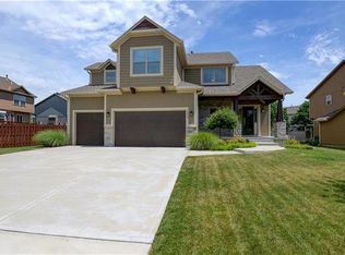 20820 W 60th Ter, Shawnee, KS 66218