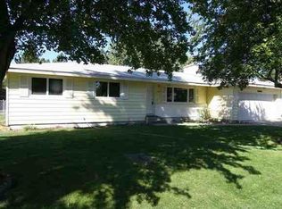 3018 S Davis Rd, Spokane, WA 99216