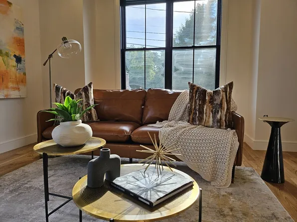 84 Preston St #1, Wakefield, MA 01880