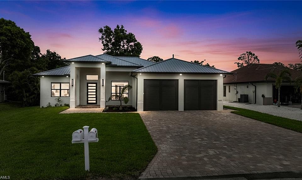 1st image of 4658 Del Rio LN
