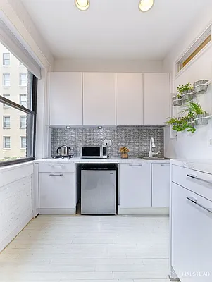 Sold by Halstead Real Estate | media 3