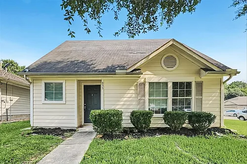 833 Lightningbug Ln Photo 1