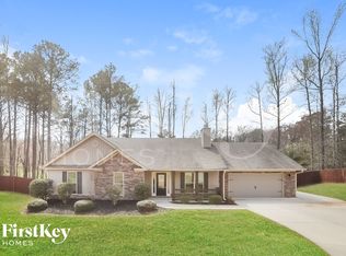 1537 Cedar Creek Dr, Loganville, GA 30052