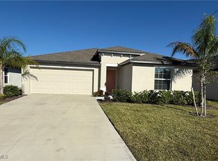 17712 Paradiso Way, North Fort Myers, FL 33917