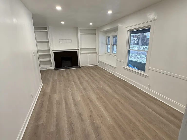 1425 Camp Ave — Photo 13