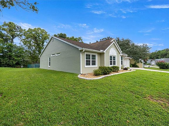 3rd image of 11415 SW 78TH CIRCLE