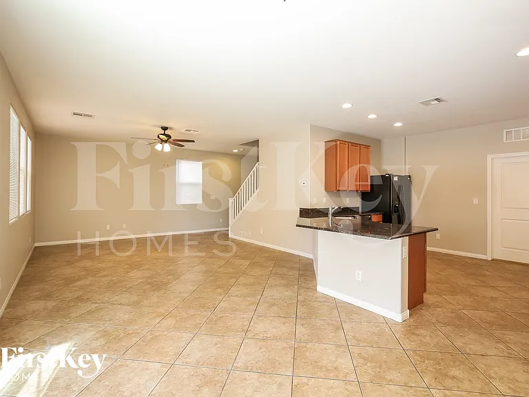 6217 Escapa Ct — Photo 5