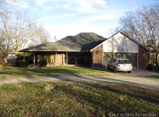 1413 Russell Ave, Mounds, OK 74047