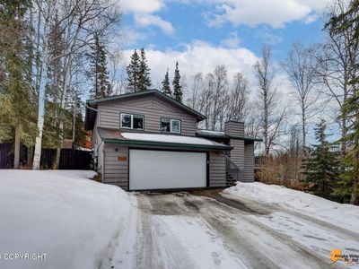 9520 Trinity Cir, Eagle River, AK, 99577