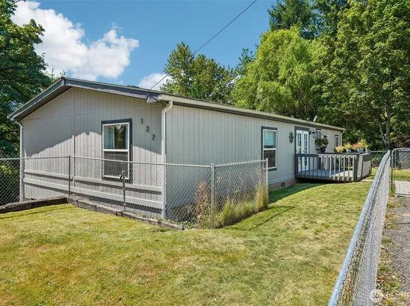 127 Pioneer Avenue NE, Castle Rock, WA 98611