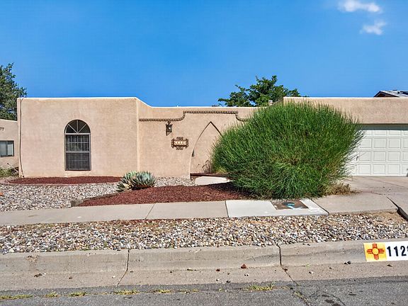 4th image of 1129 Monte Largo Dr NE