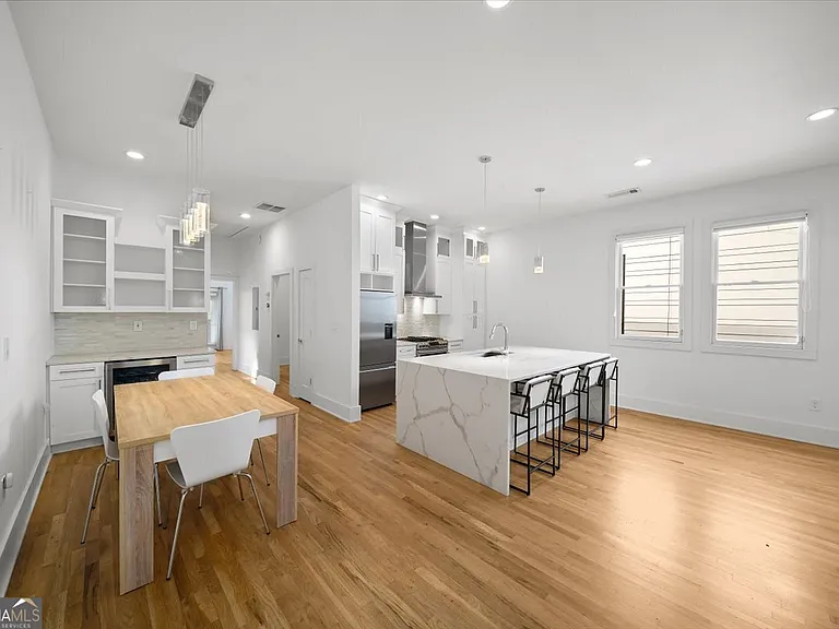 655 McGruder St NE — Photo 3