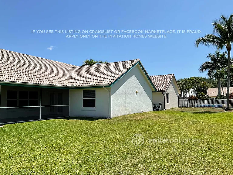 7062 Saint Clair Ct — Photo 17