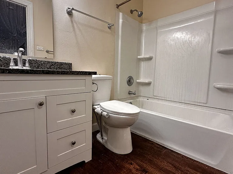 Main Street Apartments — Photo 5