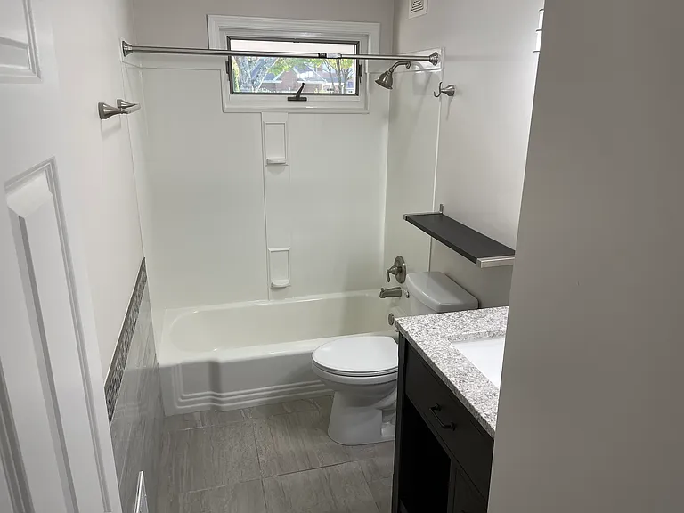 1411 Paula Ave — Photo 11