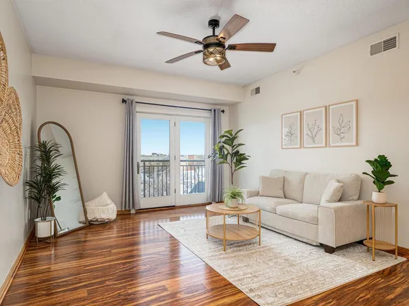 2900 11th Ave S APT 413, Minneapolis, MN 55407