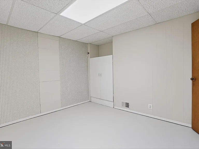 1452 Dewberry Ct — Photo 31