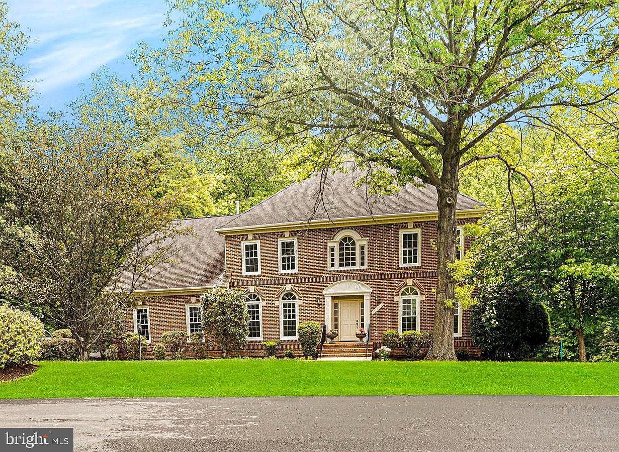 10899 Woodland Falls Dr, Great Falls, VA 22066 Zillow