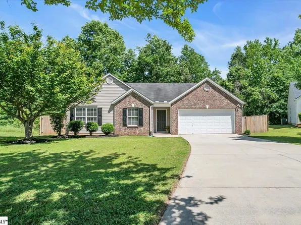 105 Merlot Ct, Mauldin, SC 29662