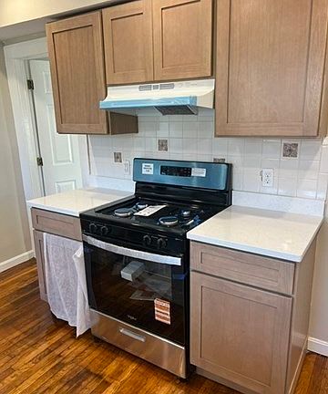 4th image of 98-100 Granite Ave #3