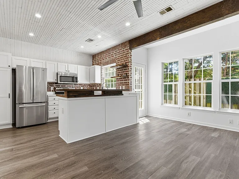 3401 Anderson Rd #4 — Photo 24