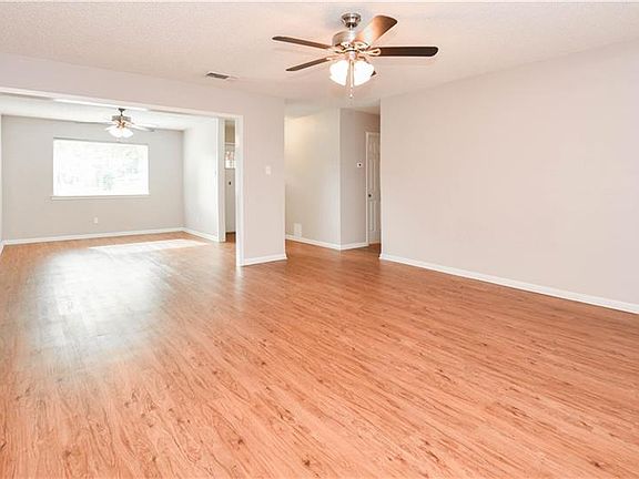 4th image of 1814 Pleasant Ln