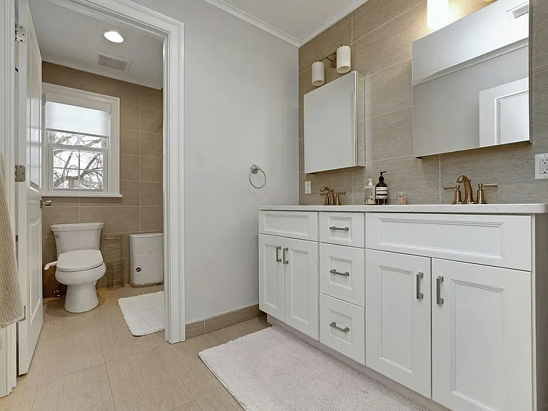 41 Fairview Ave — Photo 37