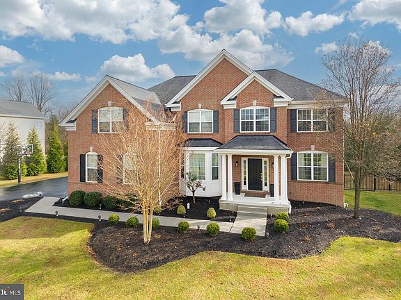 2nd image of 154 Freedom Rider Trl