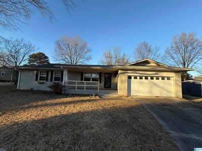 303 Oak Cir, Bessemer, AL, 35023