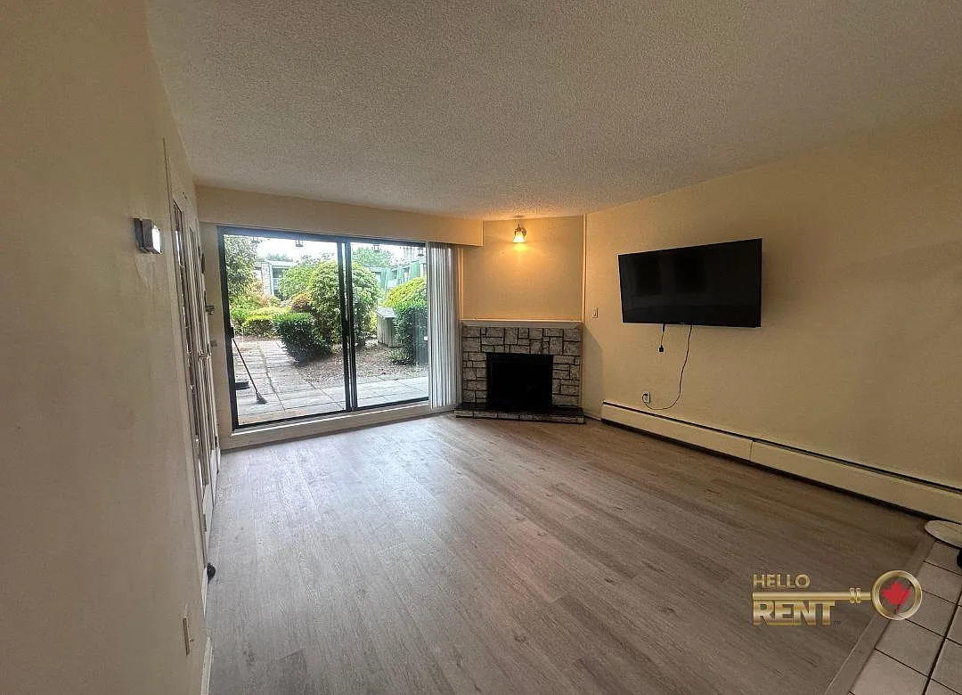 2 bed, 898 sqft, $2,395 — Photo 2