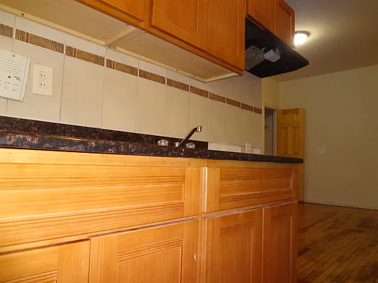 Rented by Bohemia Realty Group | media 35