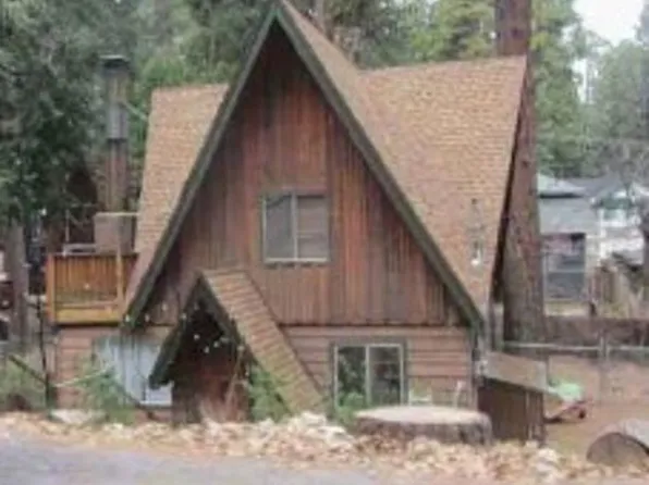 31406 Cedarwood Dr, Running Springs, CA 92382