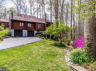 6112 Lee Brooke Pl, Springfield, VA 22152