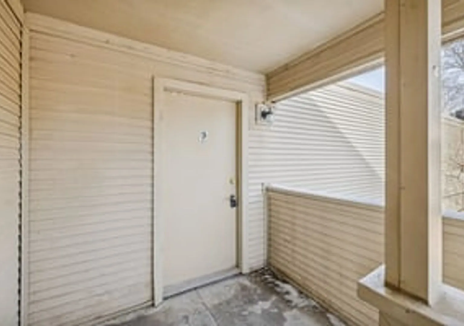 3220 Apple — Photo 3