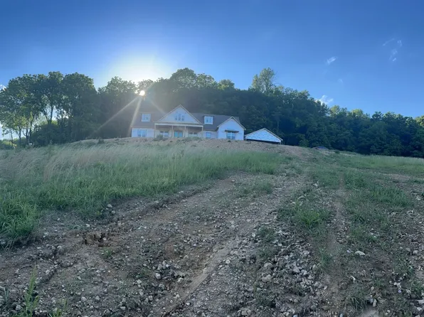 3884 Hampshire Pike, Hampshire, TN 38461