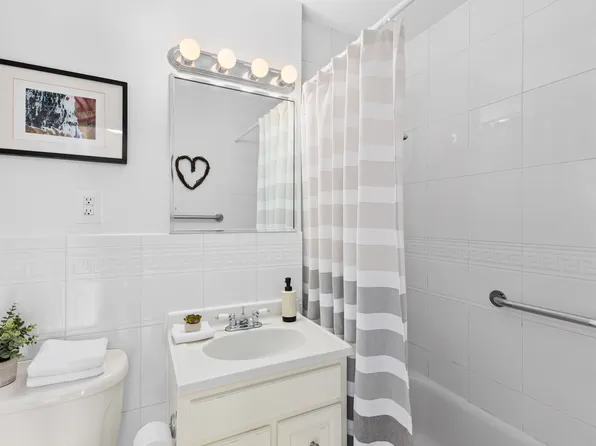 2265 Gerritsen Avenue image 12 of 12