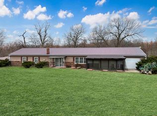 10055 W Willow Creek Rd, Versailles, MO 65084