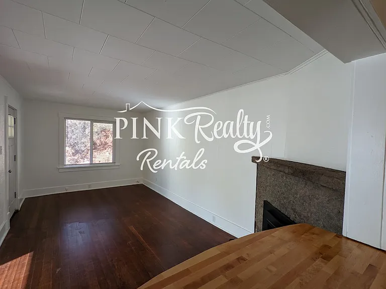 118 Lafayette Rd — Photo 18