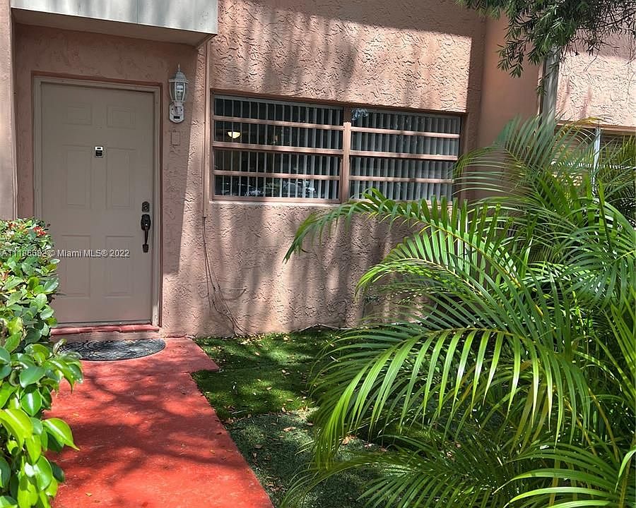 1st image of 10881 SW 6th St APT 5