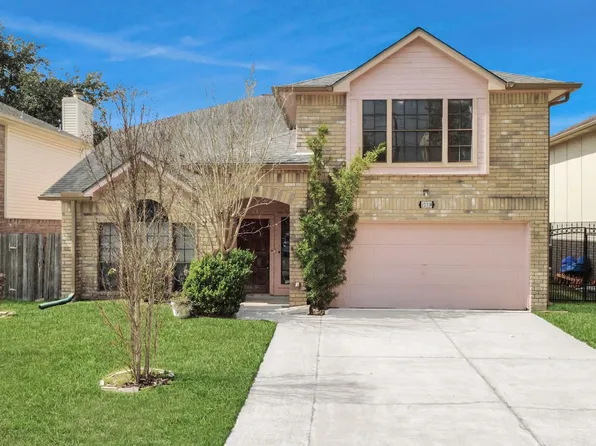 12318 Glenmeadow Dr, Stafford, TX 77477