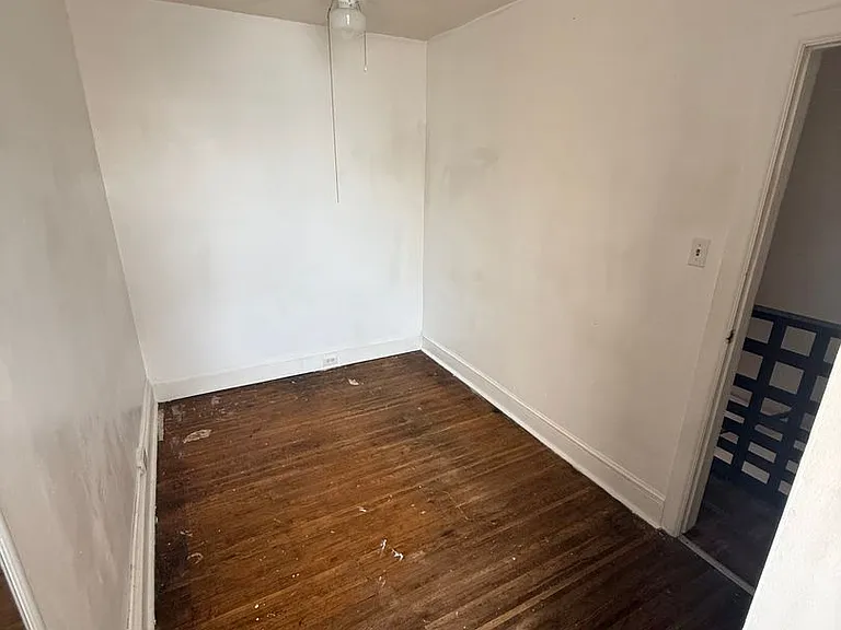 824 Winton St — Photo 19