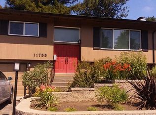 11755 SW Ridgecrest Dr, Beaverton, OR 97008