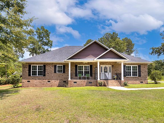 2nd image of 55 Eveningshade Ln