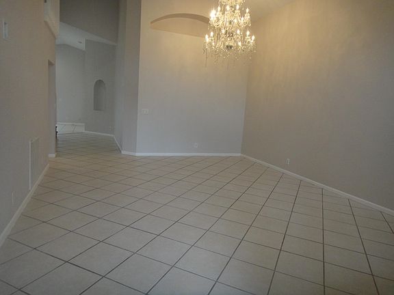 3rd image of 15060 Corby Ct #15060