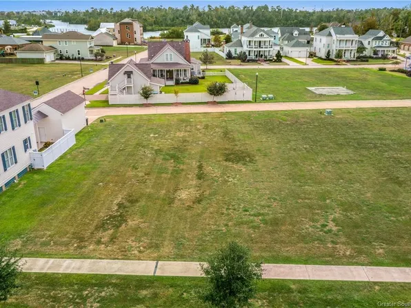 1206 Saint Bridget Ln, Lake Charles, LA 70601