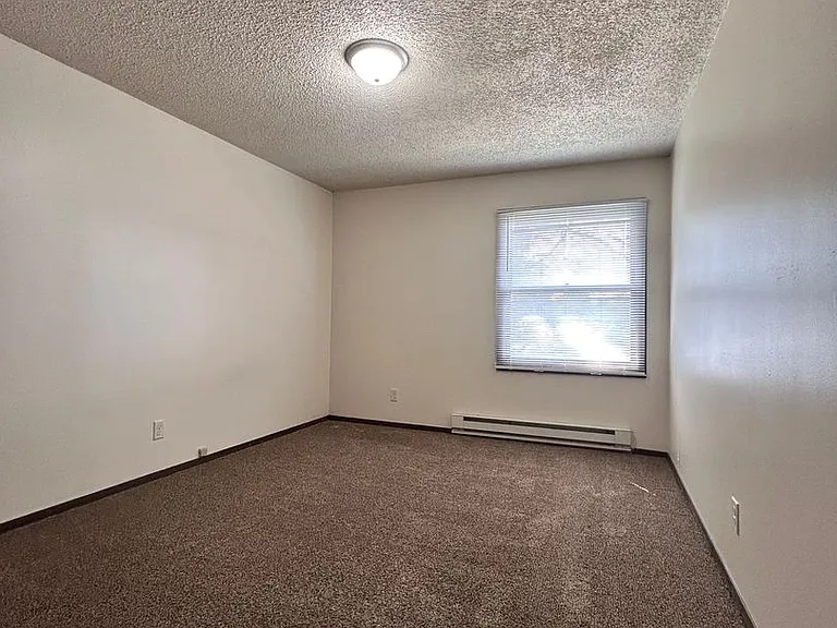 311 S Eaton Ave — Photo 7
