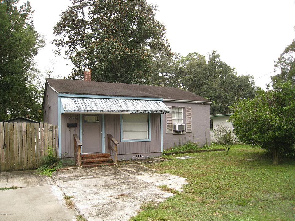 1st image of 2032 Geneve St