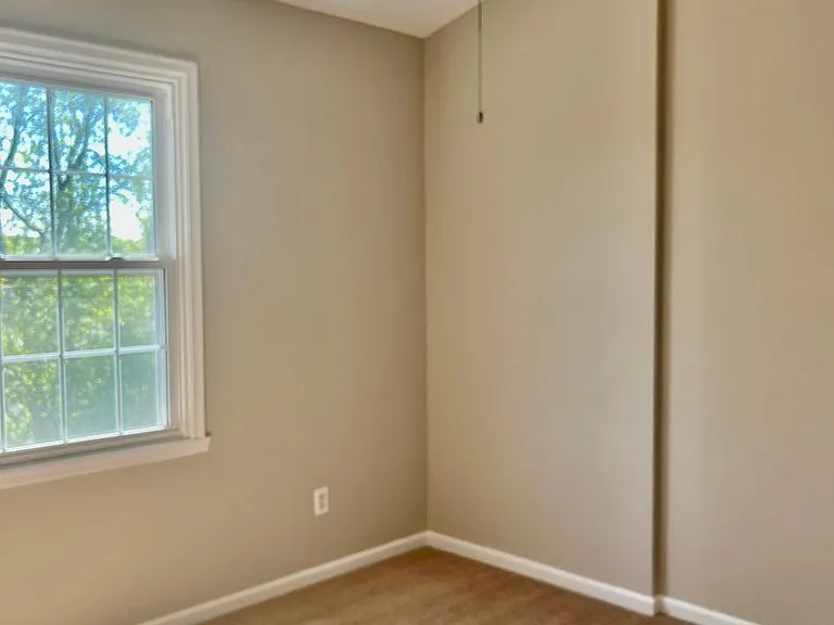 8136 Verbeck Dr — Photo 16