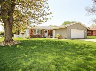 851 Pheasant Dr, Bradley, IL 60915