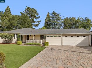 5 Broadview Ter, Orinda, CA